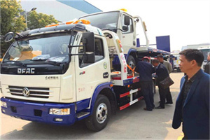 仪征汽车道路救援拖车价格